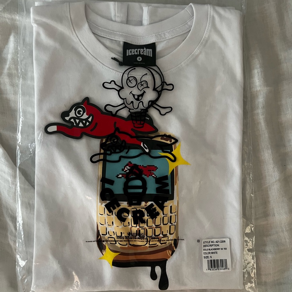 Ice Cream blackberry tee NWT size small